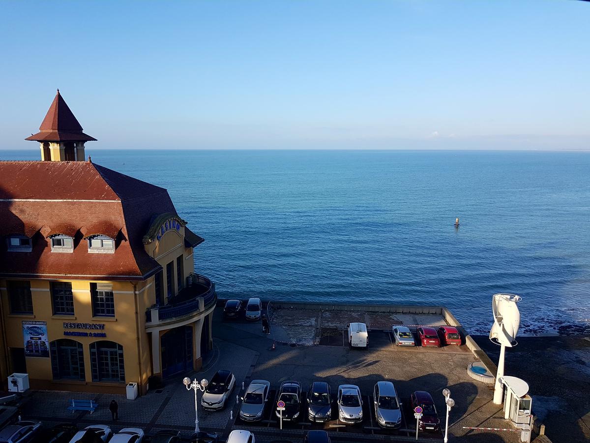 Hotel Des Bains Гранвил Екстериор снимка