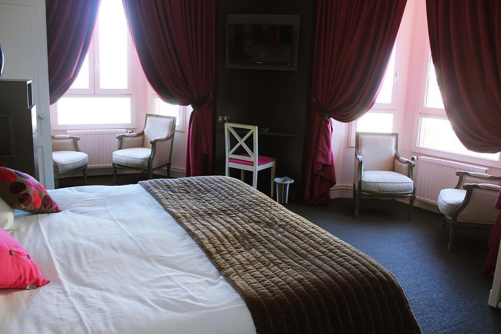 Hotel Des Bains Гранвил Стая снимка